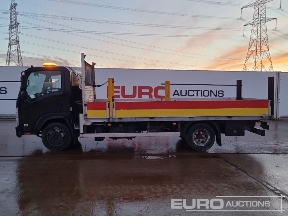 Isuzu N75.190 - Lastbil med lad: billede 2 Isuzu N75.190 - Lastbil med lad: billede 2