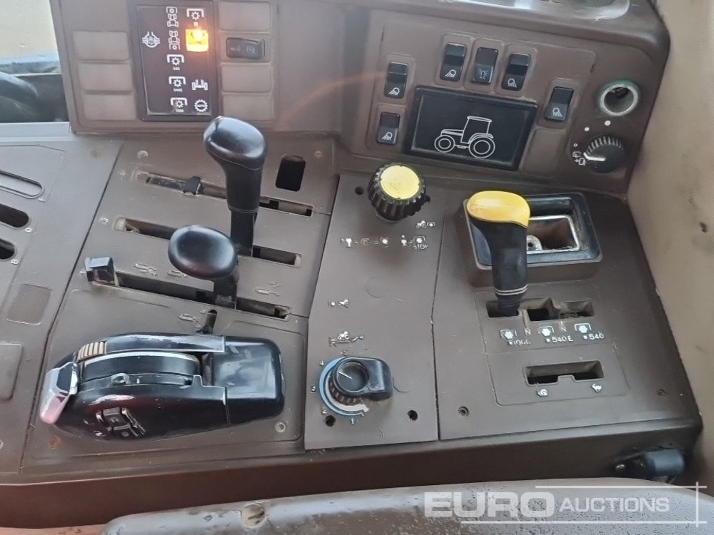 Traktor John Deere 6810: billede 33 Traktor John Deere 6810: billede 33