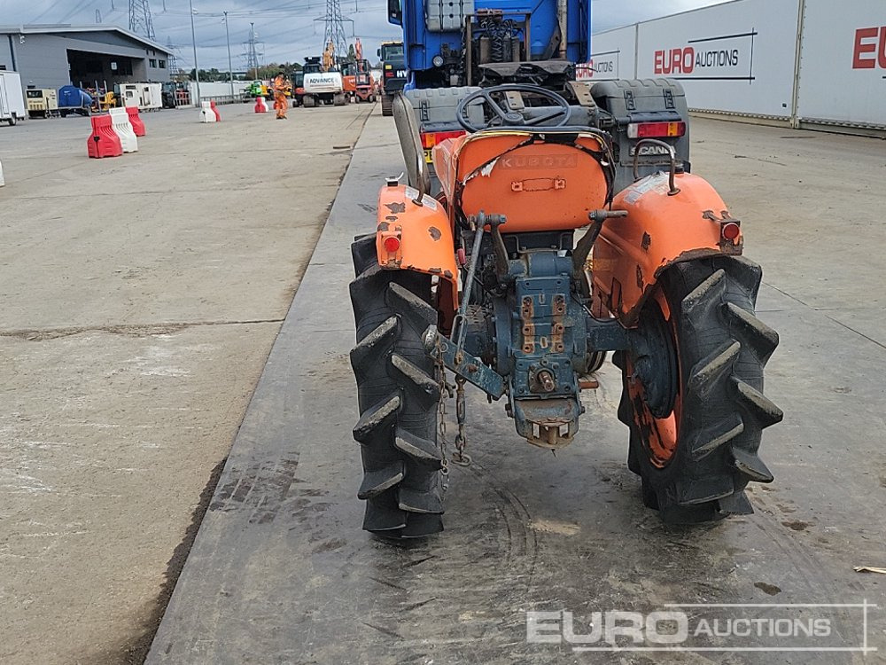 Kubota L1801 - Minitraktor: billede 4 Kubota L1801 - Minitraktor: billede 4