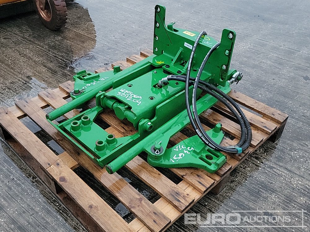 John Deere Pick Up Hitch to suit Tractor - Landbrugsmaskine: billede 1 John Deere Pick Up Hitch to suit Tractor - Landbrugsmaskine: billede 1