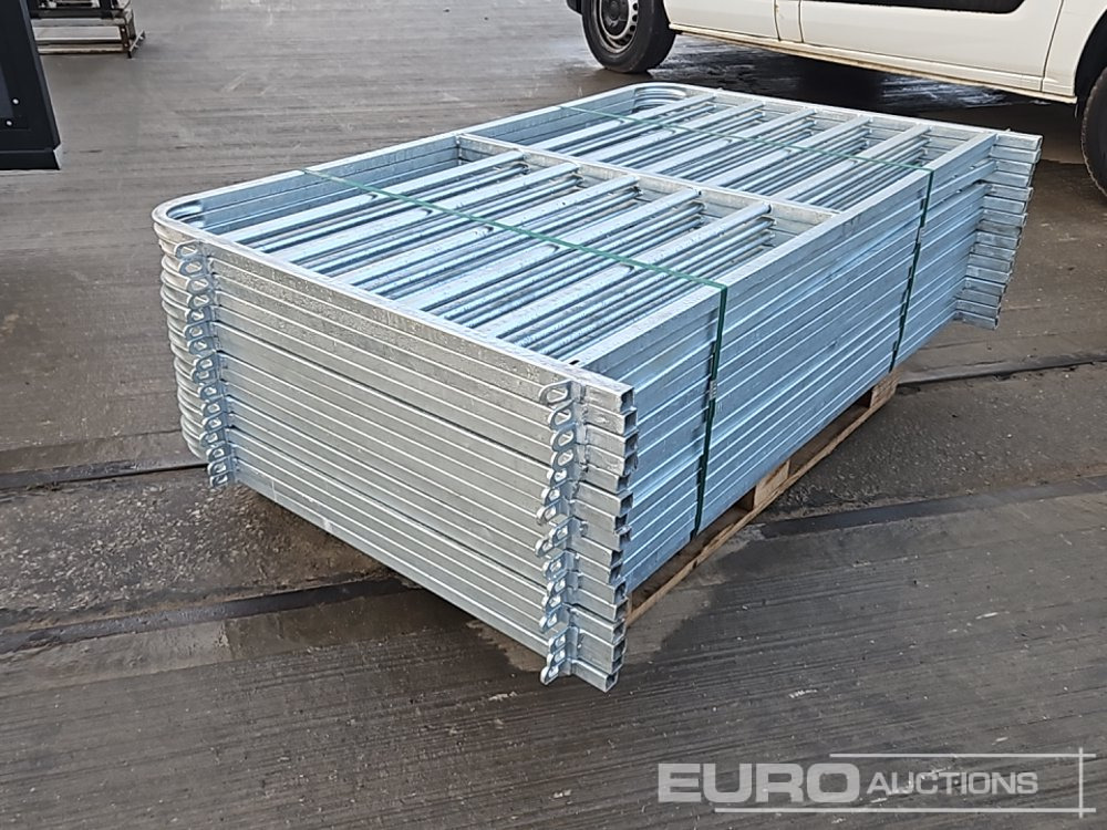 Unused 5' Galvanised Sheep Hurdle (16 of) - Landbrugsmaskine: billede 3 Unused 5' Galvanised Sheep Hurdle (16 of) - Landbrugsmaskine: billede 3