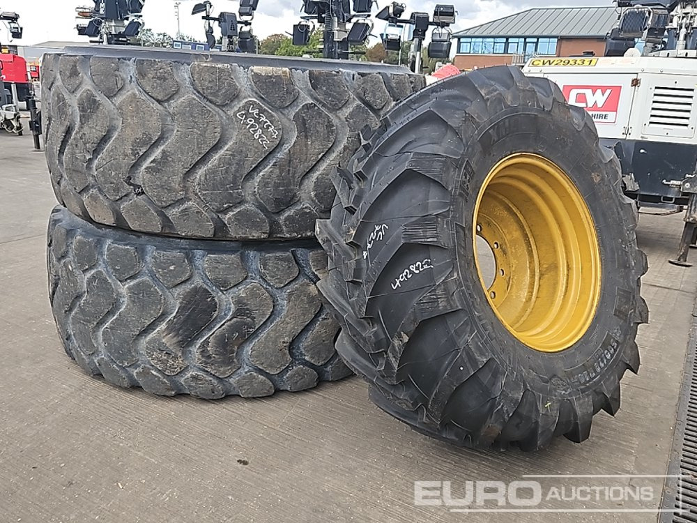 Michelin 26.5R25 Tyre (2 of), 500/70-24 Tye & Rim - Dæk: billede 1 Michelin 26.5R25 Tyre (2 of), 500/70-24 Tye & Rim - Dæk: billede 1
