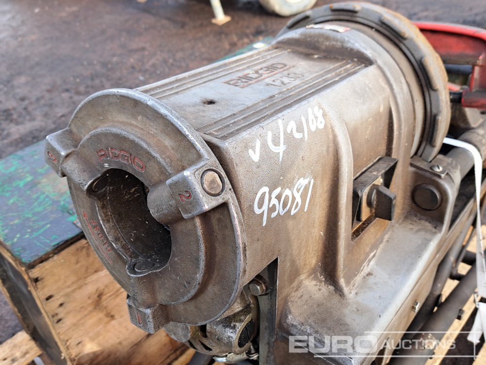Ridgid 1233 110v Pipe Threading Machine - Værkstedsudstyr: billede 5 Ridgid 1233 110v Pipe Threading Machine - Værkstedsudstyr: billede 5