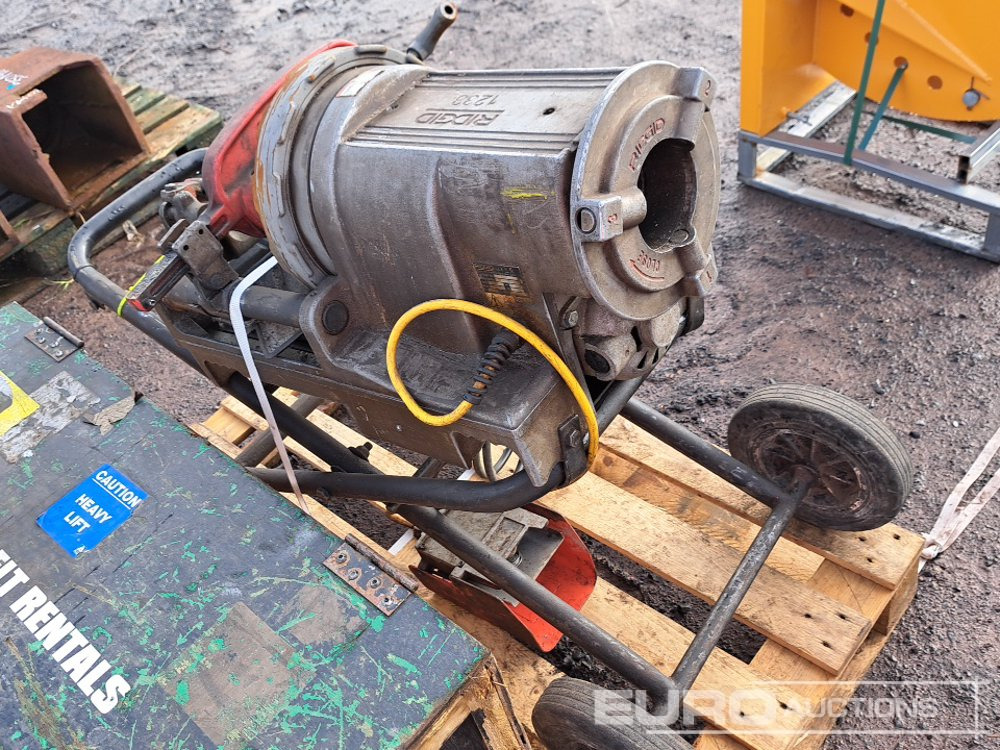 Ridgid 1233 110v Pipe Threading Machine - Værkstedsudstyr: billede 4 Ridgid 1233 110v Pipe Threading Machine - Værkstedsudstyr: billede 4