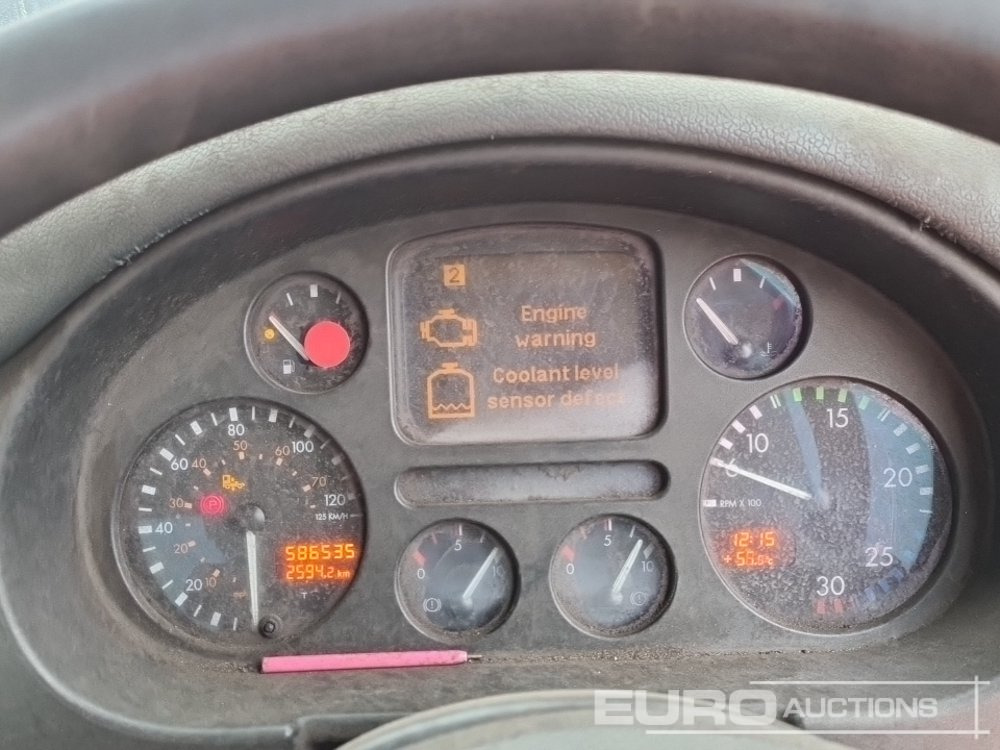 Trækker 2004 DAF CF75.360: billede 37