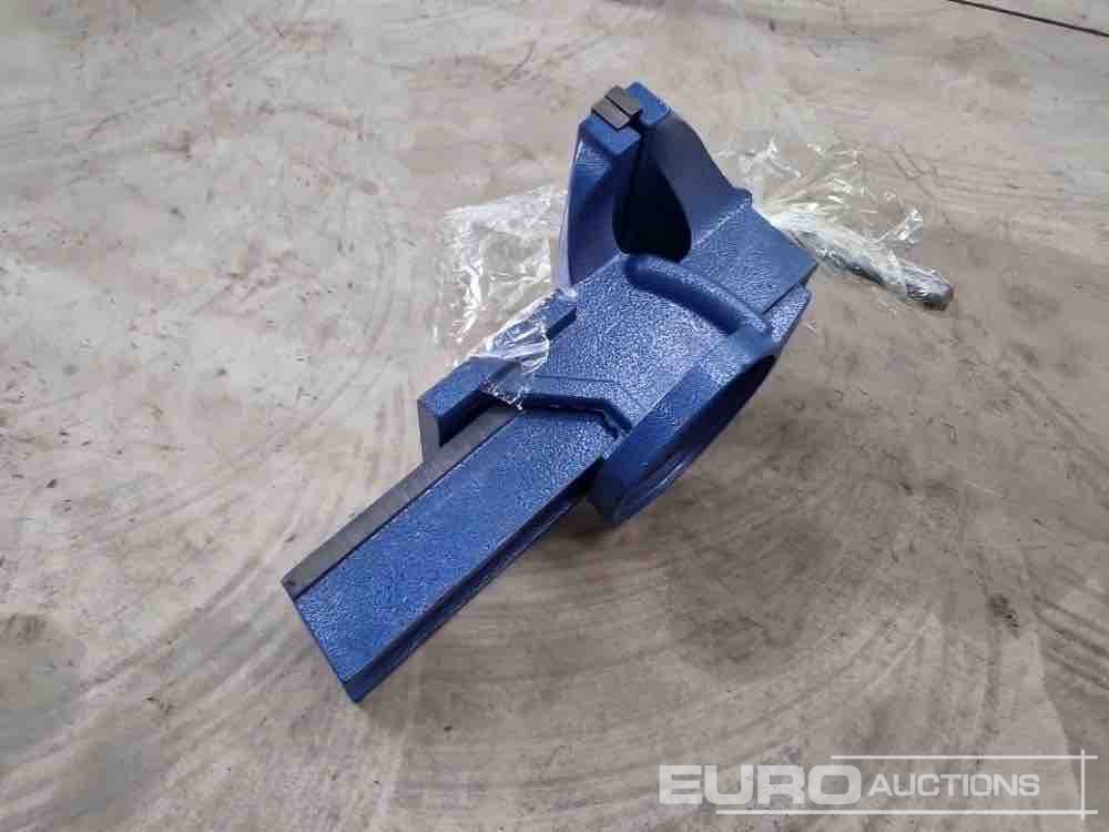 Unused 200mm Bench Vice - Værkstedsudstyr: billede 1 Unused 200mm Bench Vice - Værkstedsudstyr: billede 1