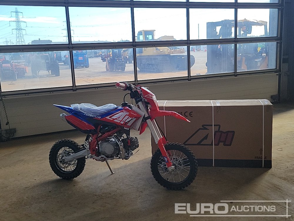 Motorcykel Unused 2025 Apollo Thunder 125cc Motorcross Bike, 14" Front, 12" Rear Tyres, Electric Start, Air Cooled, Hydraulic Suspension, Disc Brakes, Lighting Kit (UNASSEMBLED): billede 23 Motorcykel Unused 2025 Apollo Thunder 125cc Motorcross Bike, 14" Front, 12" Rear Tyres, Electric Start, Air Cooled, Hydraulic Suspension, Disc Brakes, Lighting Kit (UNASSEMBLED): billede 23