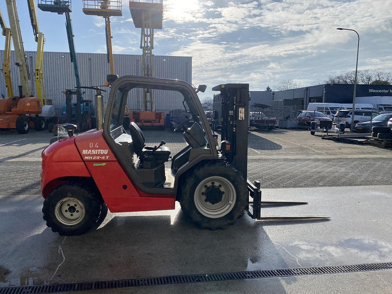 Manitou MH 25-4 T Buggie, Ruw terrein heftruck, 4x4 - Terræn gående truck: billede 4 Manitou MH 25-4 T Buggie, Ruw terrein heftruck, 4x4 - Terræn gående truck: billede 4