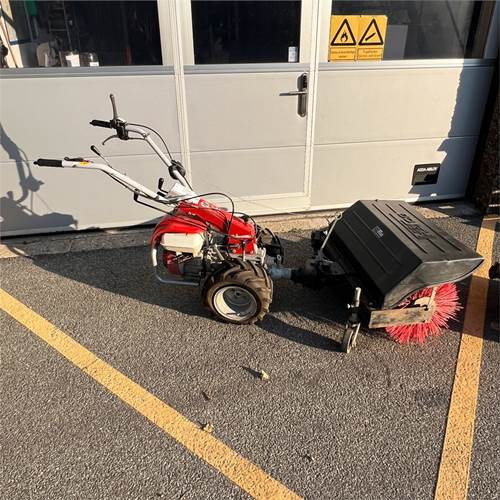 1.Ønsker Du nyt fabrikat oprettet, skriv i note ! MTC Brik3 - 2-hjulet traktor: billede 4 1.Ønsker Du nyt fabrikat oprettet, skriv i note ! MTC Brik3 - 2-hjulet traktor: billede 4