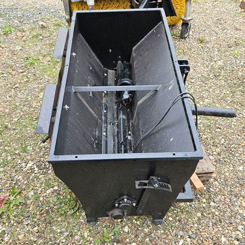 ABC Unknown - Sand-/ Saltspreder: billede 2 ABC Unknown - Sand-/ Saltspreder: billede 2