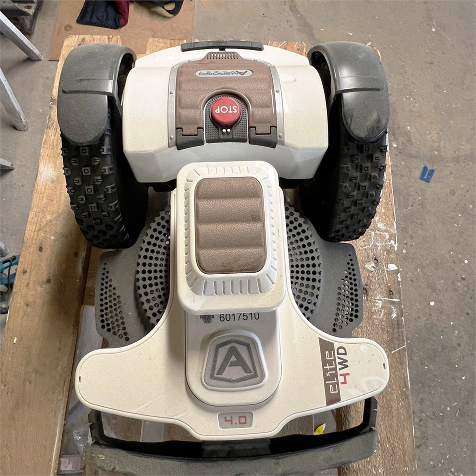 Ambrogio 4.0 Elite Premium - Plæneklipper: billede 4 Ambrogio 4.0 Elite Premium - Plæneklipper: billede 4