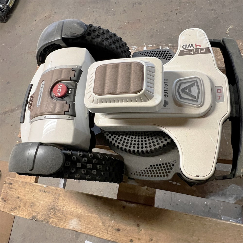 Ambrogio 4.0 Elite Premium - Plæneklipper: billede 5 Ambrogio 4.0 Elite Premium - Plæneklipper: billede 5