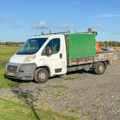 Fiat Ducato 35L ladvogn - Lastbil med lad: billede 2 Fiat Ducato 35L ladvogn - Lastbil med lad: billede 2