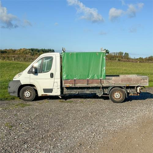 Fiat Ducato 35L ladvogn - Lastbil med lad: billede 1 Fiat Ducato 35L ladvogn - Lastbil med lad: billede 1