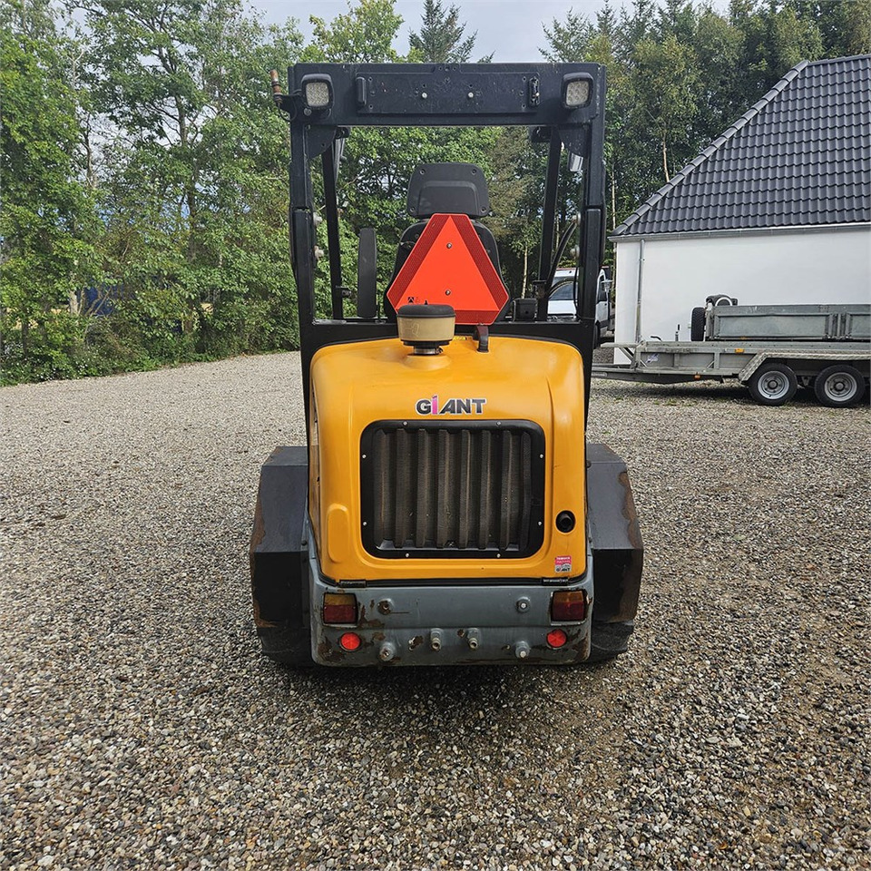 Giant V452T X-TRA HD - Gummihjulslæsser: billede 5 Giant V452T X-TRA HD - Gummihjulslæsser: billede 5
