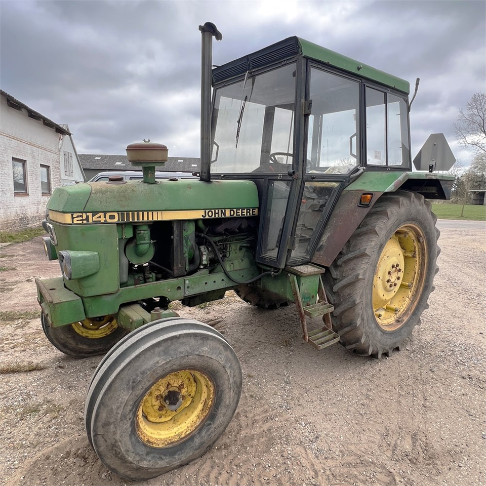 John Deere 2140 - Traktor: billede 1 John Deere 2140 - Traktor: billede 1