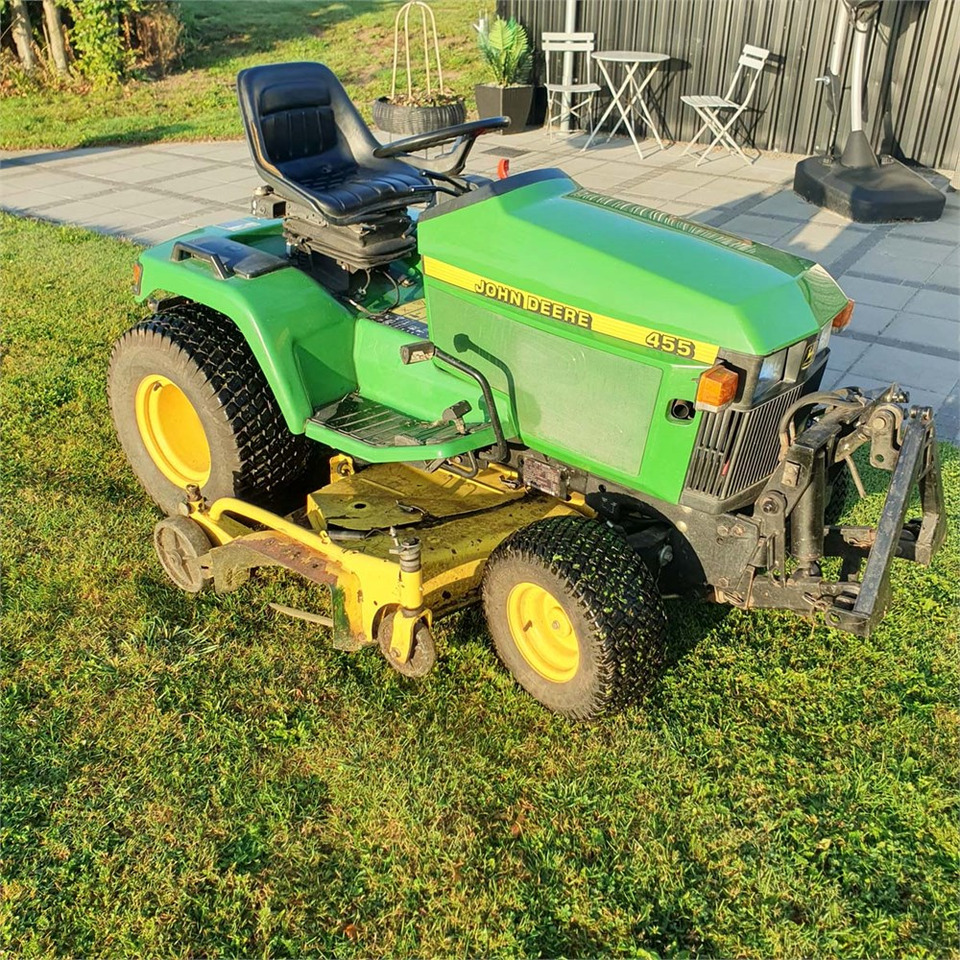 John Deere 455 - Plæneklipper: billede 1 John Deere 455 - Plæneklipper: billede 1