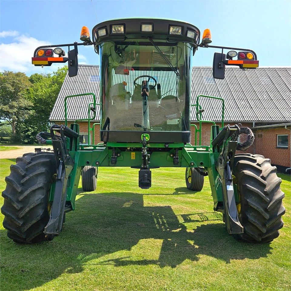 John Deere W150 - Høstmaskine: billede 4 John Deere W150 - Høstmaskine: billede 4