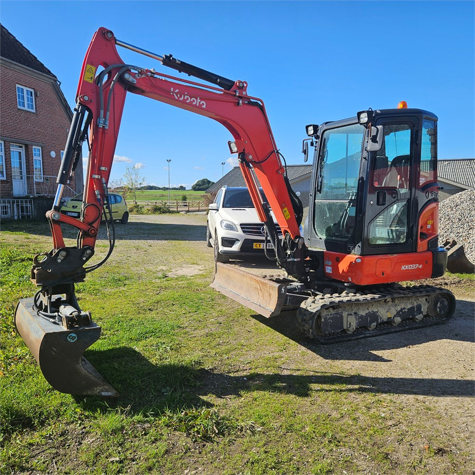 Kubota KX037-4 - Minigravemaskine: billede 3 Kubota KX037-4 - Minigravemaskine: billede 3