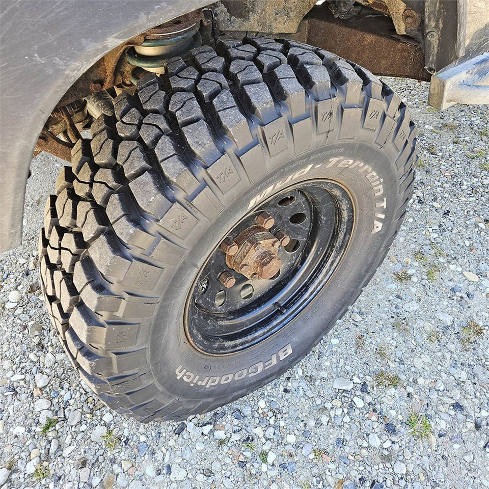 SUV Land Rover Defender 90: billede 46