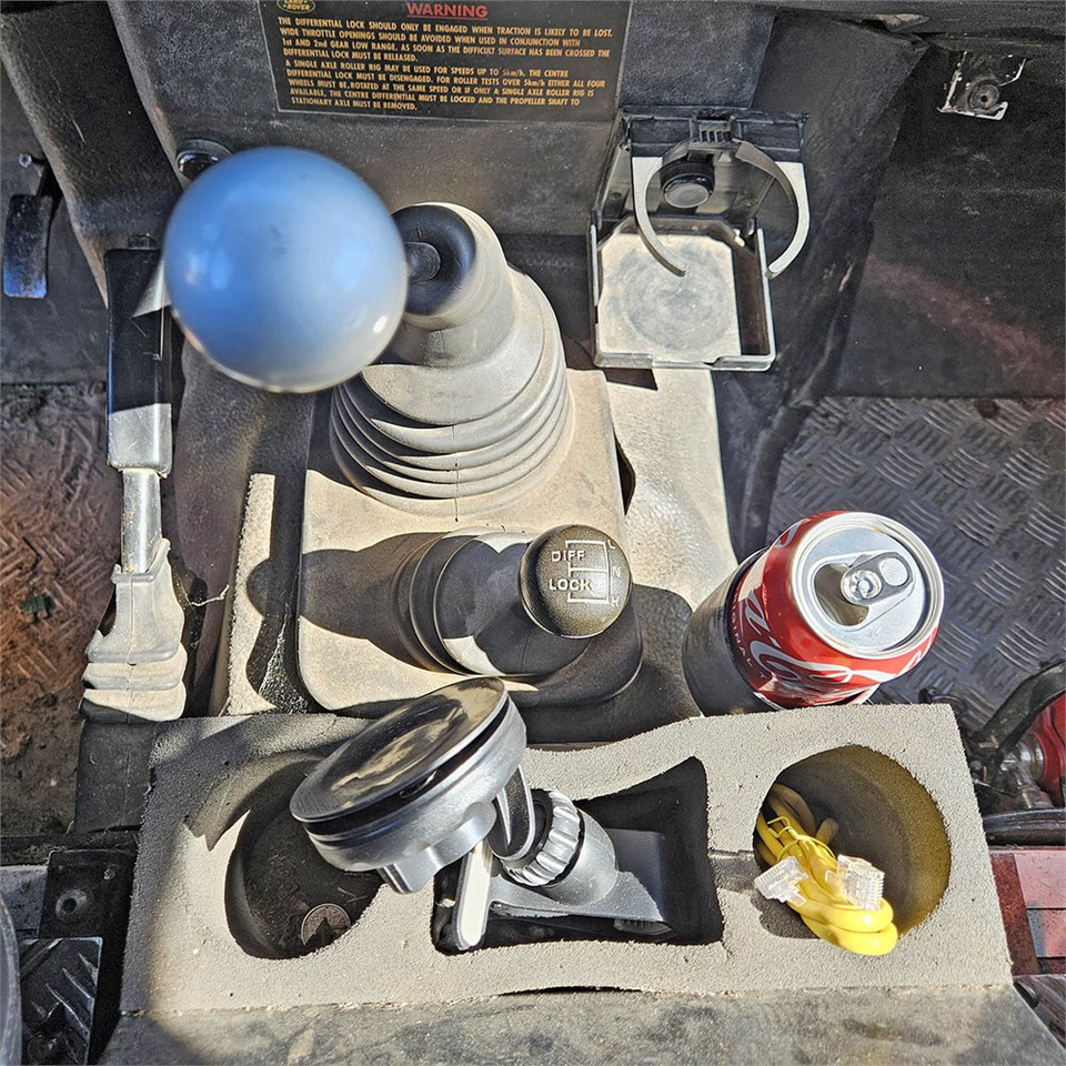 SUV Land Rover Defender 90: billede 15