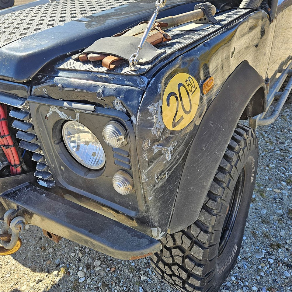 SUV Land Rover Defender 90: billede 24