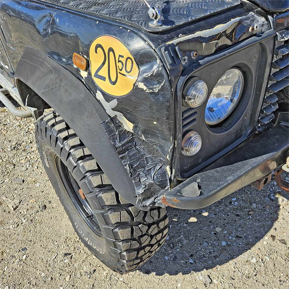 SUV Land Rover Defender 90: billede 41