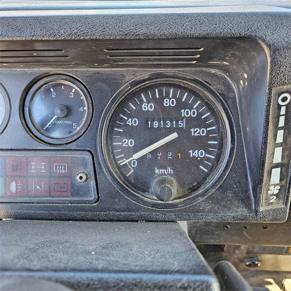 SUV Land Rover Defender 90: billede 12