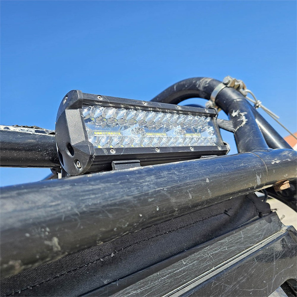 SUV Land Rover Defender 90: billede 36