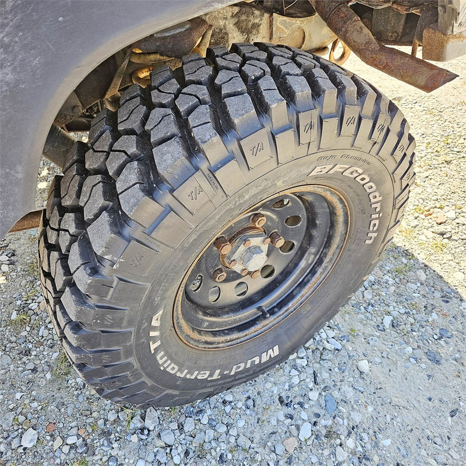 SUV Land Rover Defender 90: billede 47