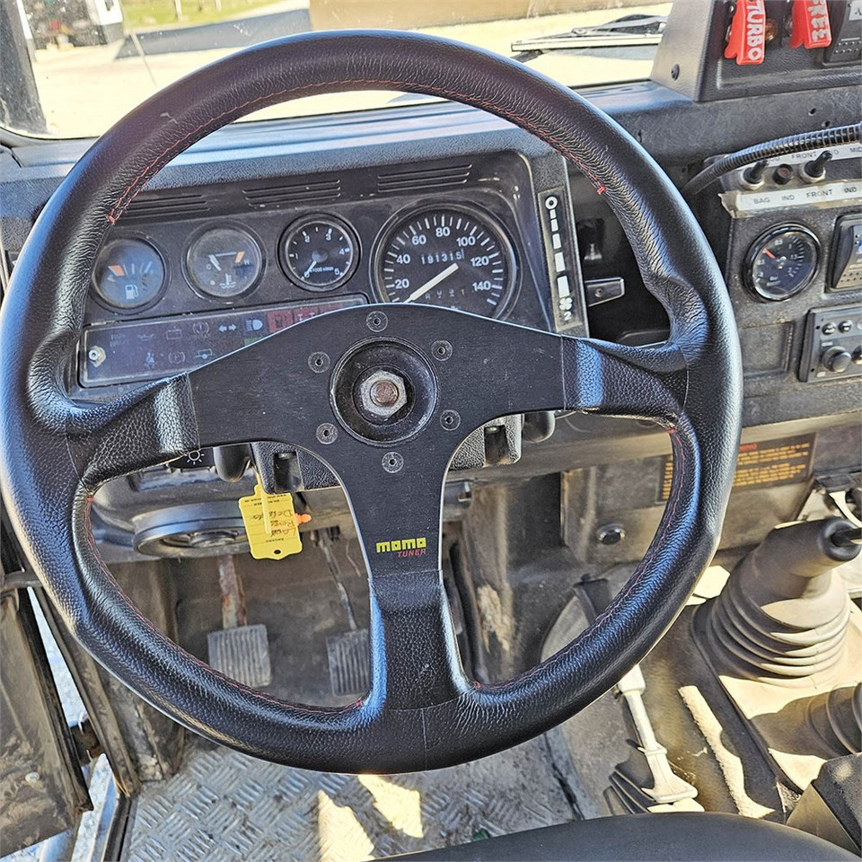 SUV Land Rover Defender 90: billede 20