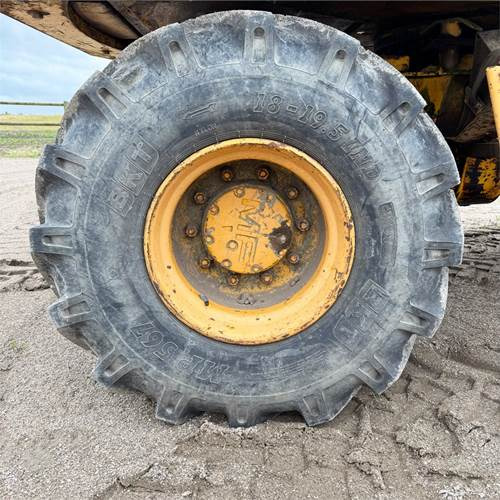 Hjulgravemaskine Massey Ferguson W350 C: billede 13 Hjulgravemaskine Massey Ferguson W350 C: billede 13