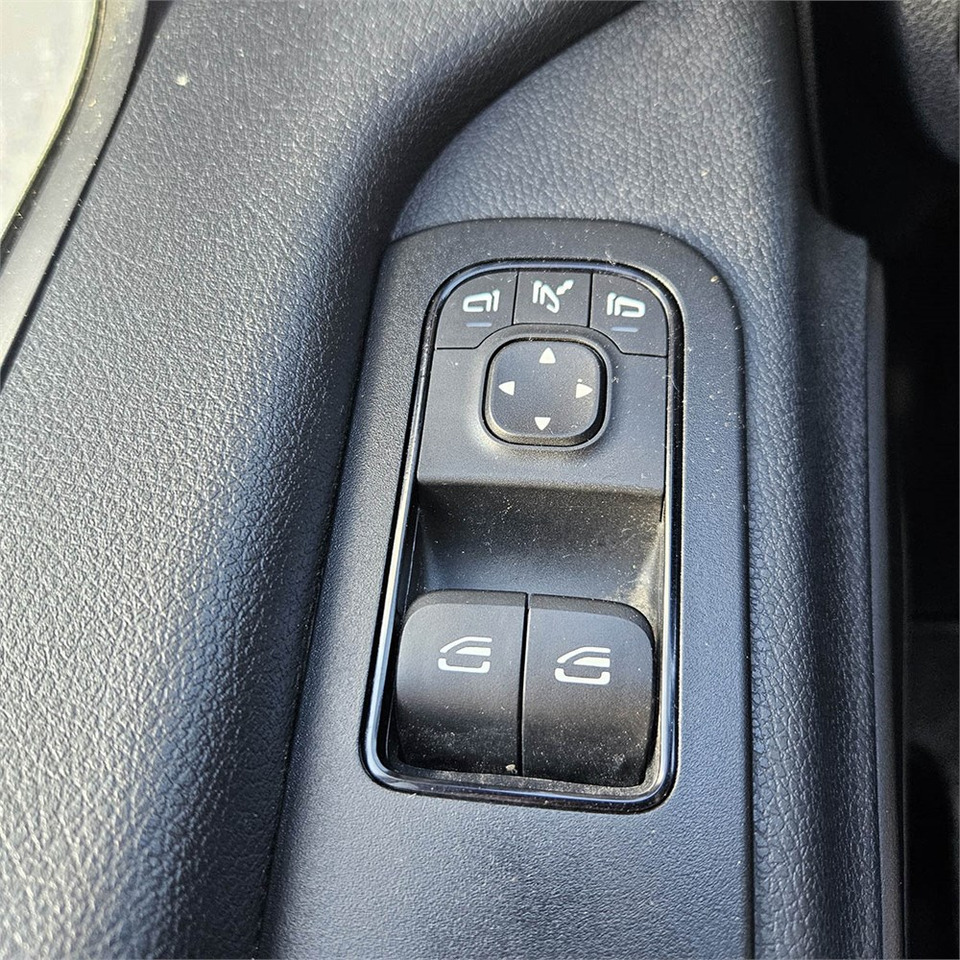 Leje en Mercedes 214 Cdi Ksv A2 Mercedes 214 Cdi Ksv A2: billede 22