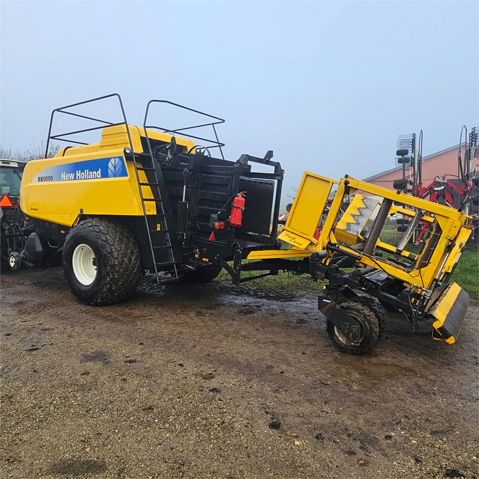 New Holland BB9090 - Udstyr til hø: billede 4 New Holland BB9090 - Udstyr til hø: billede 4