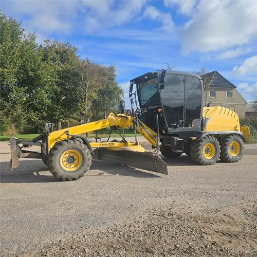 New Holland F 106.7A - Grader: billede 3 New Holland F 106.7A - Grader: billede 3