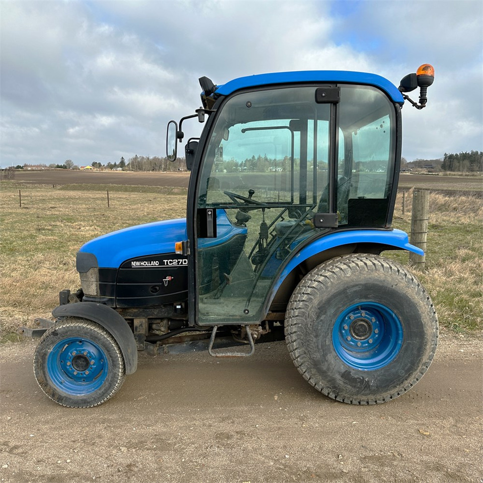 New Holland TC27D - Kommunal traktor: billede 3 New Holland TC27D - Kommunal traktor: billede 3