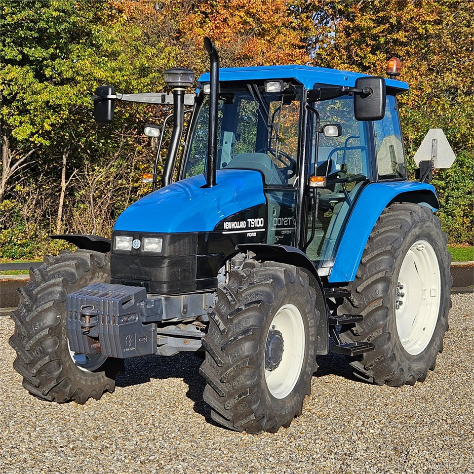New Holland TS 100 - Traktor: billede 2 New Holland TS 100 - Traktor: billede 2