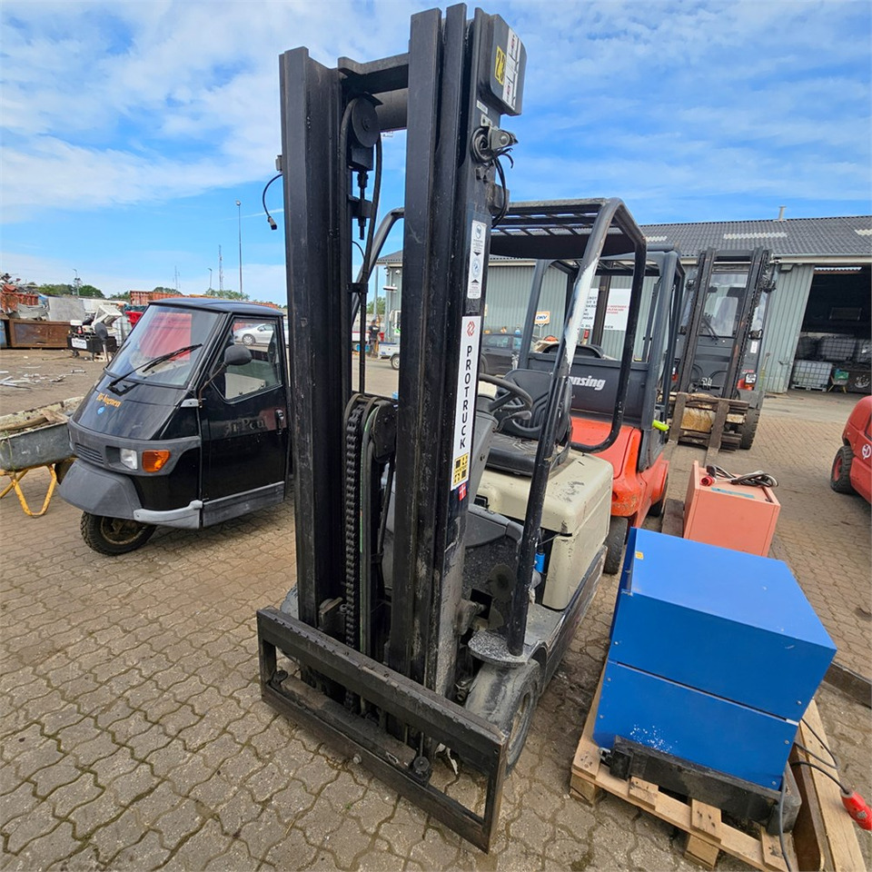 TCM sc3013 - Gaffeltruck: billede 3 TCM sc3013 - Gaffeltruck: billede 3