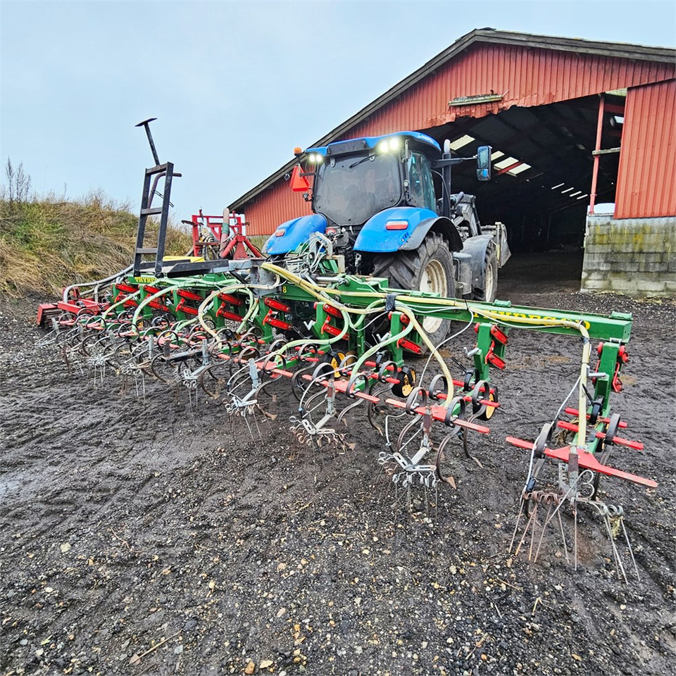 Thyregod Tim - 8 rows - Så-/ Plantemaskine: billede 1 Thyregod Tim - 8 rows - Så-/ Plantemaskine: billede 1