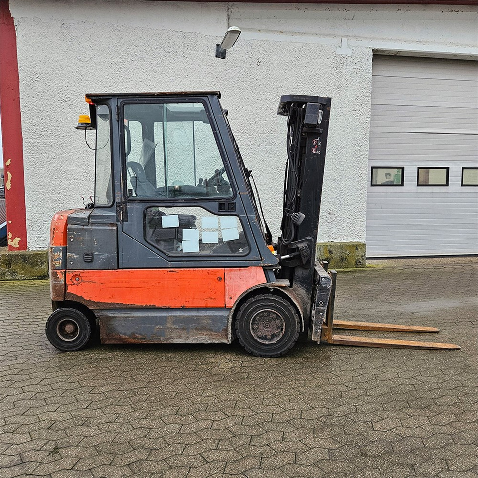 Toyota 7FBMF30 - Gaffeltruck: billede 1 Toyota 7FBMF30 - Gaffeltruck: billede 1