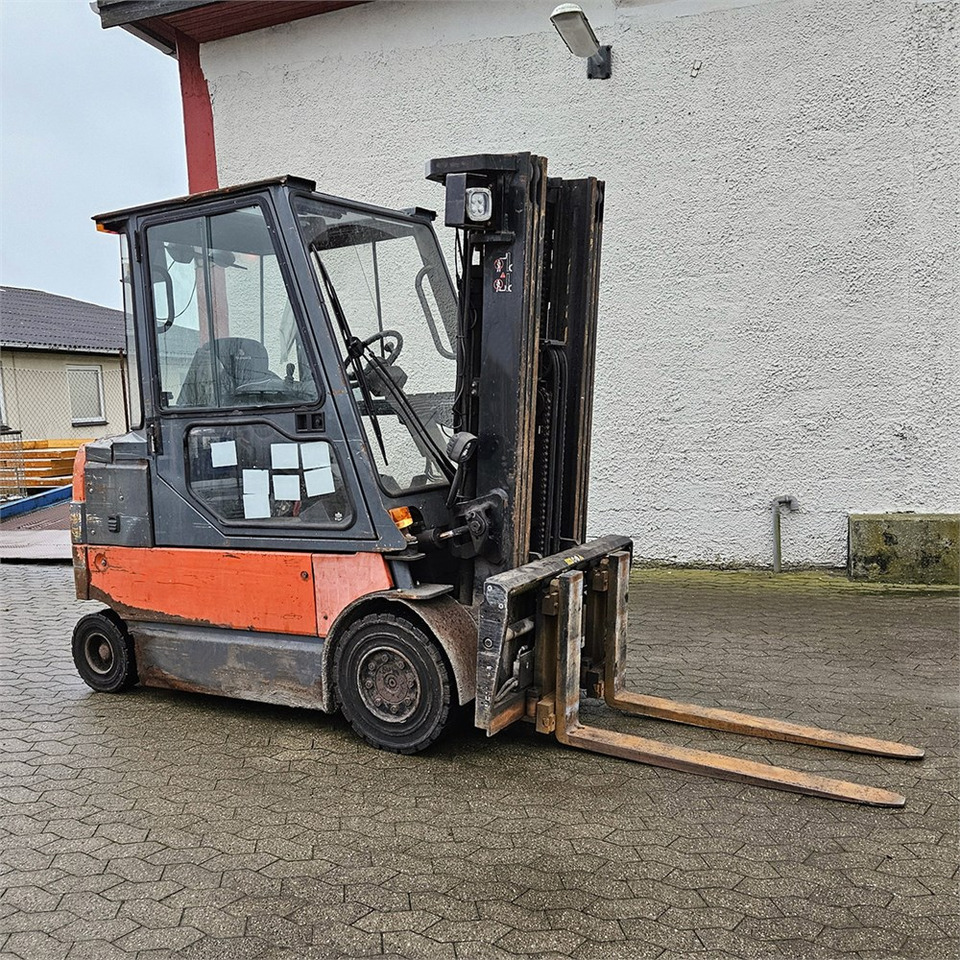 Toyota 7FBMF30 - Gaffeltruck: billede 2 Toyota 7FBMF30 - Gaffeltruck: billede 2