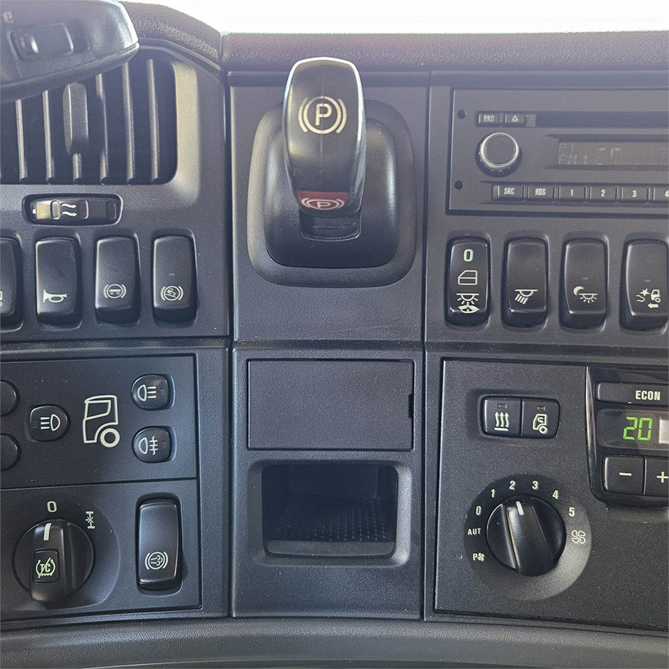 Trækker Scania R 560 LA6X2 4MNB: billede 18