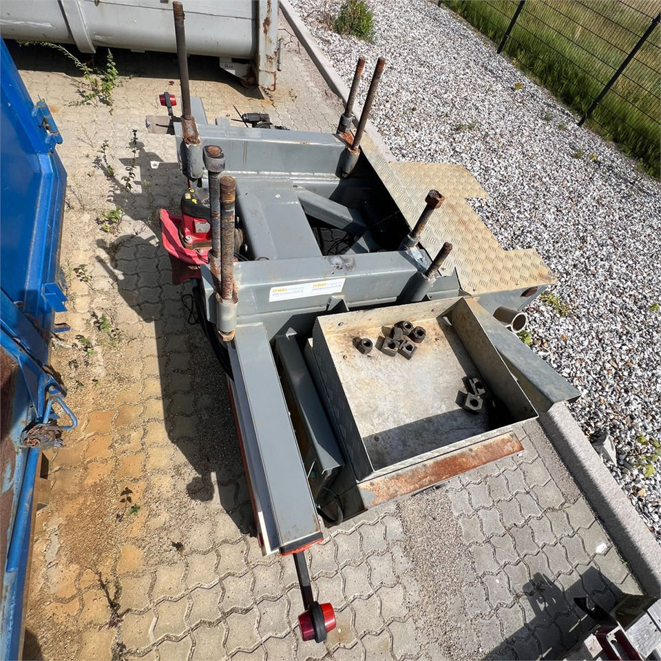 ABC Kranbeslag / Crane bracket rear mounted - Udstyr for Lastbil: billede 5 ABC Kranbeslag / Crane bracket rear mounted - Udstyr for Lastbil: billede 5