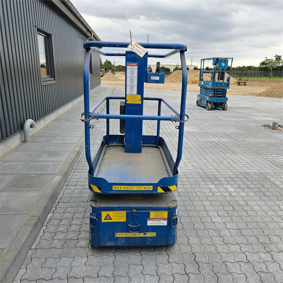 UpRight TM12 - Søjlelift: billede 4 UpRight TM12 - Søjlelift: billede 4