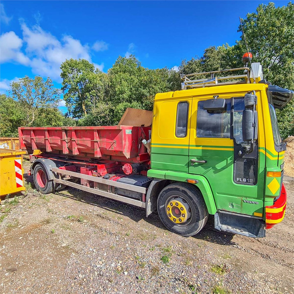 Volvo FL612 - Lastbil med wirehejs: billede 5 Volvo FL612 - Lastbil med wirehejs: billede 5