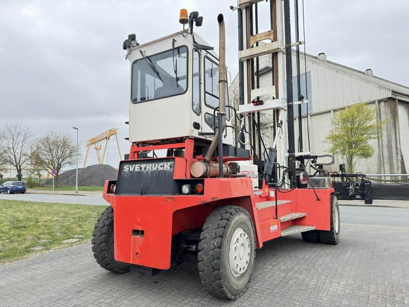 Svetruck ECS6H - Gaffeltruck til containerhåndtering: billede 3 Svetruck ECS6H - Gaffeltruck til containerhåndtering: billede 3