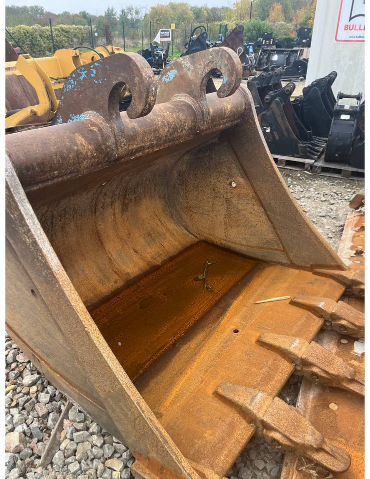 BLANCHARD EQUIPEMENTS GODET/CW45S/16500MM/2180L - Skovl til gravemaskine: billede 1 BLANCHARD EQUIPEMENTS GODET/CW45S/16500MM/2180L - Skovl til gravemaskine: billede 1