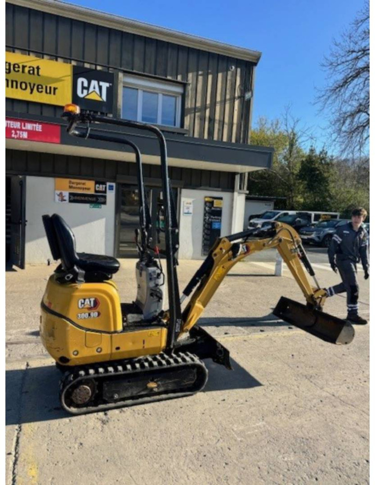 CAT 300.9D - Bæltegravemaskine: billede 2 CAT 300.9D - Bæltegravemaskine: billede 2
