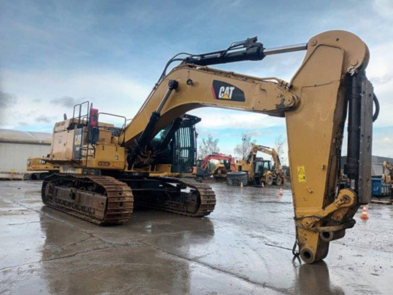 CAT 374F - Bæltegravemaskine: billede 2 CAT 374F - Bæltegravemaskine: billede 2