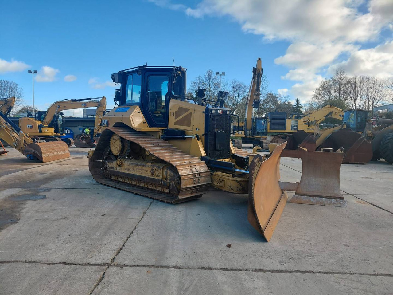 CAT D5 - Bulldozer: billede 1 CAT D5 - Bulldozer: billede 1